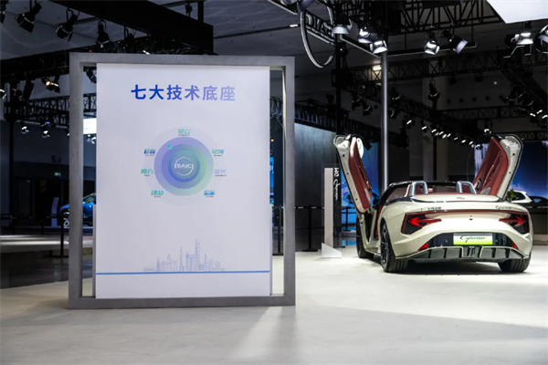 專訪賈健旭：以“新范式”破局，重構(gòu)中國汽車新坐標(biāo)