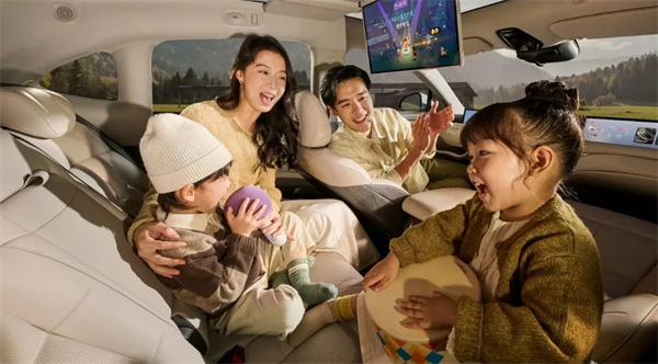升艙不加價！“滿配SUV”全新智己LS6劇院版上市，權(quán)益價21.99萬~28.29萬元