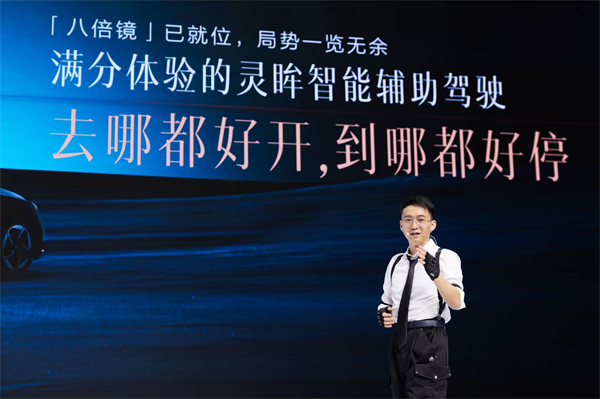 10.98萬元起！五菱星光2025款開啟預售，攜手《和平精英》打造年輕人的智能實戰利器！